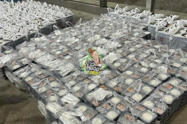ส่งข้าวกล่องเข้าโรงพยาบาลและหน่วยงานจังหวัดนนทบุรี