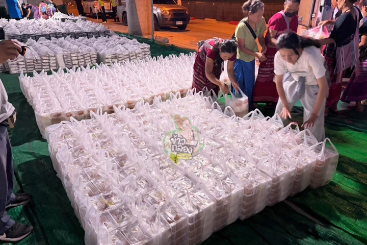 จัดส่งข้าวกล่อง 5,000 กล่อง ถึงปลายทางก่อนเวลา 05.00 น.